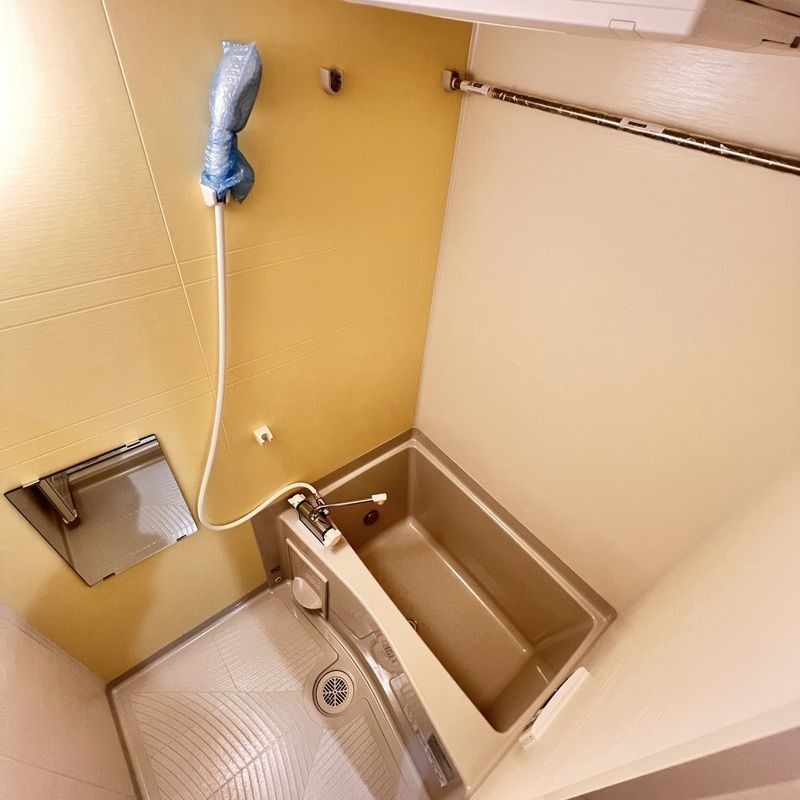 ��ʌ��������܎s��{����ؒ��S���ڂ̃A�p�[�g�̃o�X