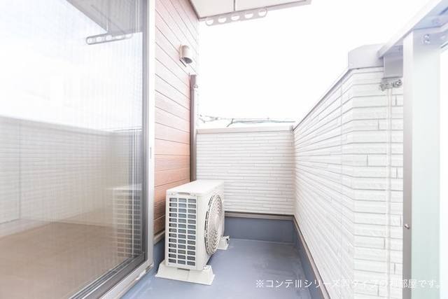 ��ʌ��������܎s�΋擌�Y�a�Q���ڂ̃A�p�[�g�̃o���R�j�[