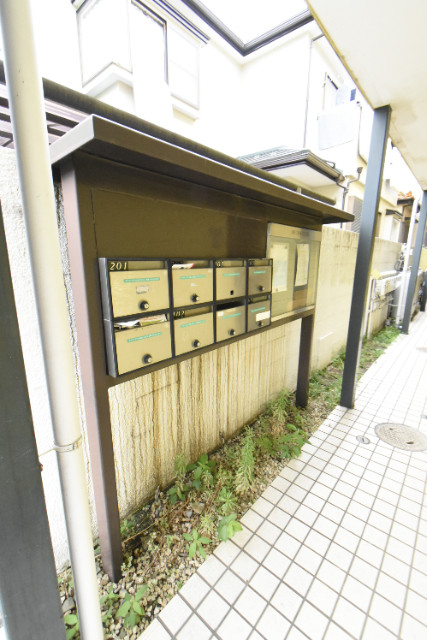 ��ʌ��������܎s�����擌��{�S���ڂ̃A�p�[�g�̂��̑�