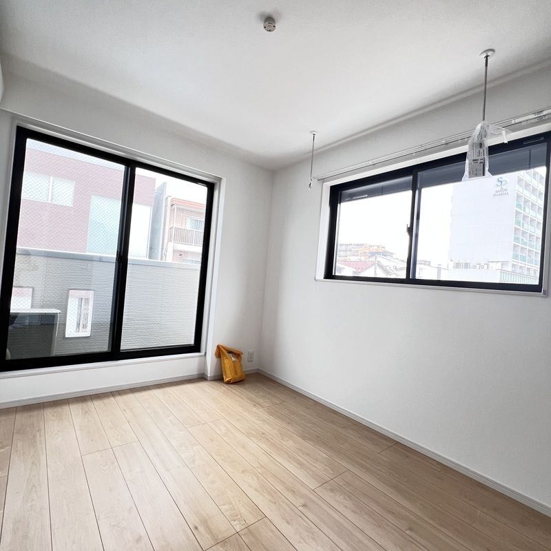 ��ʌ��������܎s��{����ؒ��S���ڂ̃A�p�[�g�̂��̑������E�X�y�[�X