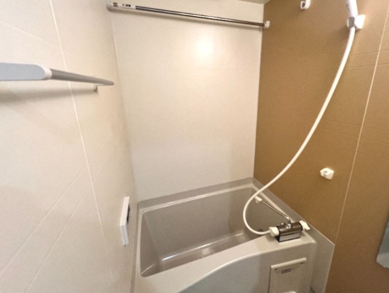 ��ʌ��������܎s������厚�@���̃A�p�[�g�̃o�X