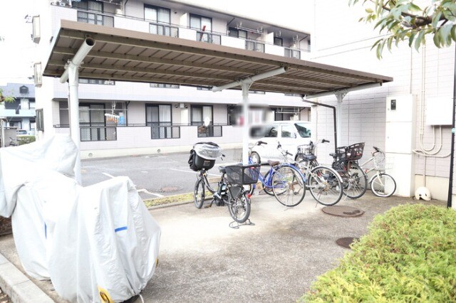 ��ʌ�����s������U���ڂ̃A�p�[�g�̂��̑�