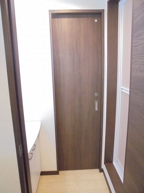 ��ʌ��������܎s�k����i���Q���ڂ̃A�p�[�g�̂��̑������E�X�y�[�X