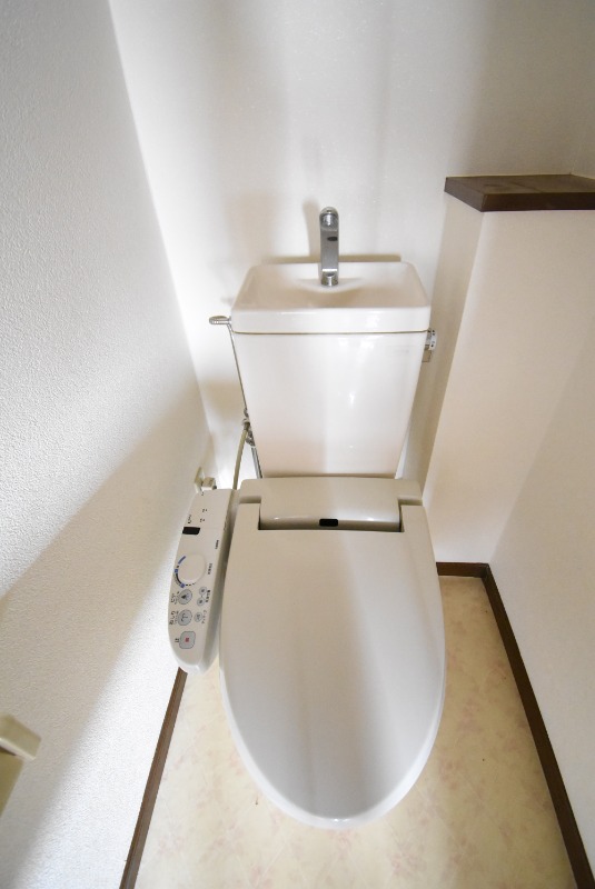 ��ʌ��������܎s����厚���m��̃A�p�[�g�̃g�C��