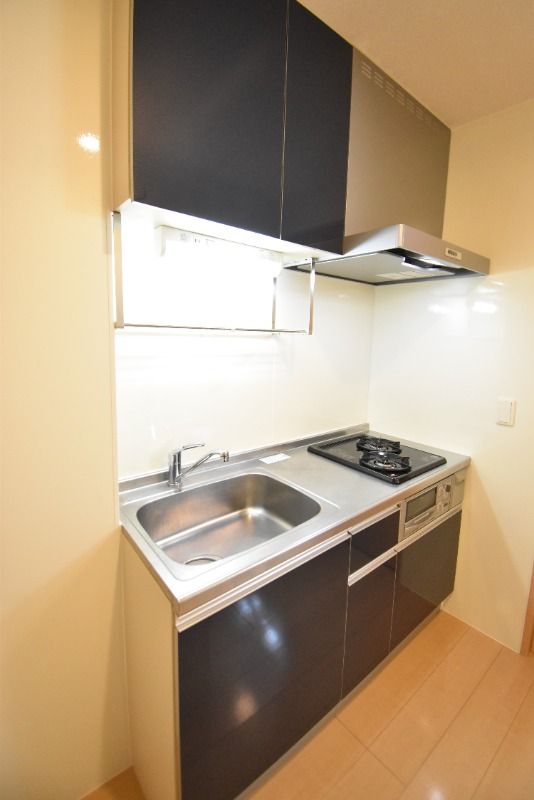 ��ʌ������s�����̃A�p�[�g�̃L�b�`��