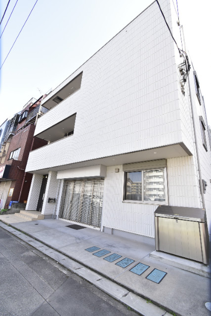 ��ʌ��������܎s�����擌��{�S����18-4�̃}���V�����̌����O��