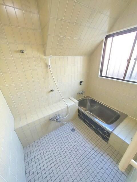 ��ʌ�����s�˒˓��Q���ڂ̃}���V�����̃o�X