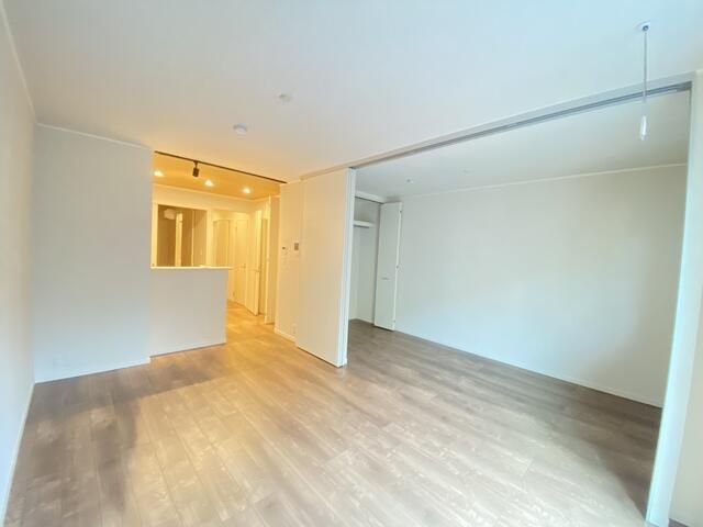 ��ʌ��������܎s�Y�a�撇���S���ڂ̃A�p�[�g�̋��ԁE���r���O