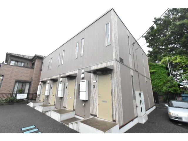 ��ʌ��������܎s�΋�厚�����̃e���X�n�E�X�̌����O��