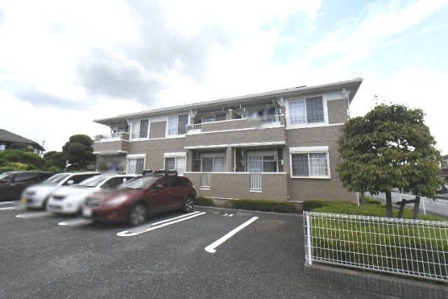 ��ʌ��k�����S�ɓޒ����h��S����114�̃A�p�[�g�̌����O��