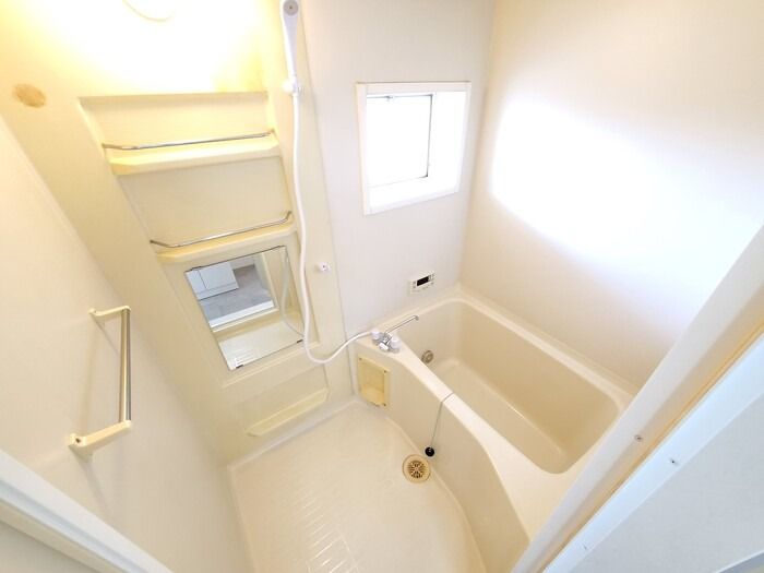 ��ʌ��������܎s��{��O���S���ڂ̃A�p�[�g�̃o�X