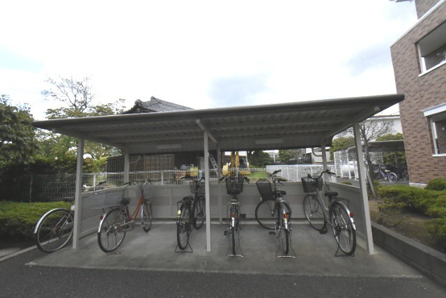 ��ʌ��k�����S�ɓޒ����h��S���ڂ̃A�p�[�g�̂��̑�