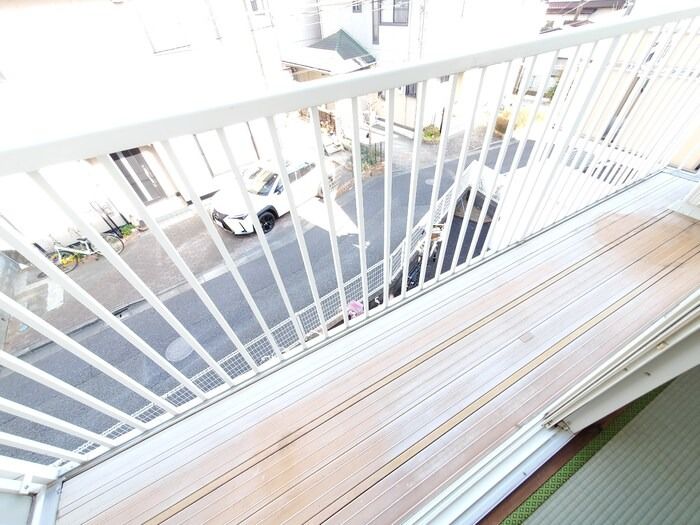 ��ʌ��������܎s��{��O���S���ڂ̃A�p�[�g�̃o���R�j�[