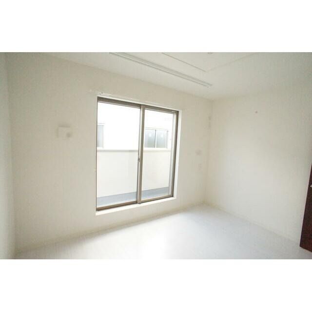 ��ʌ��������܎s�΋�����P���ڂ̃e���X�n�E�X�̂��̑������E�X�y�[�X