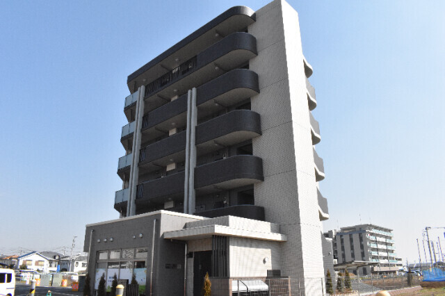 ��ʌ��������܎s����厚�w��3615�̃}���V�����̌����O��