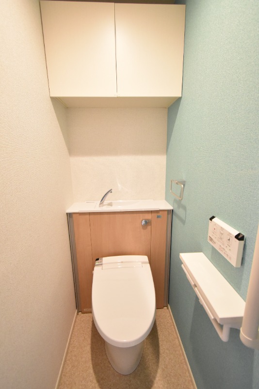 ��ʌ��������܎s����厚�w��̃}���V�����̃g�C��