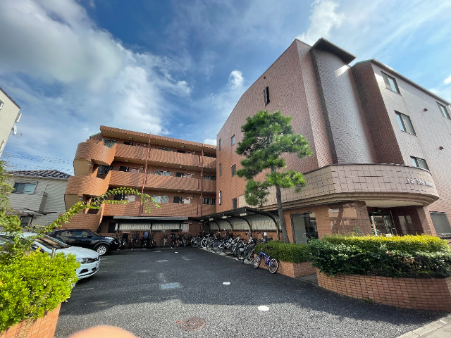 ��ʌ��n�s�ђ��T���ڂ̃}���V�����̌����O��