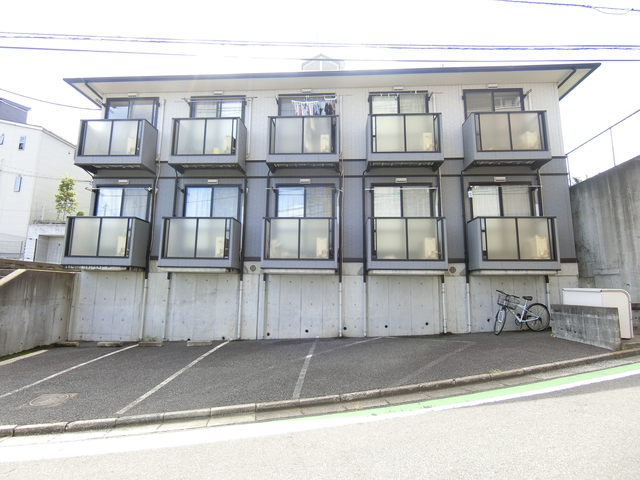 ��ʌ��������܎s�΋擌�Y�a�T����9-12�̃A�p�[�g�̌����O��