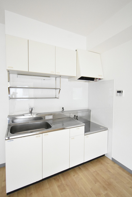 ��ʌ��������܎s��{��x�̓����Q���ڂ̃}���V�����̃L�b�`��