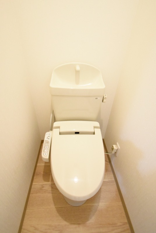 ��ʌ��������܎s�������a�c���P���ڂ̃A�p�[�g�̃g�C��