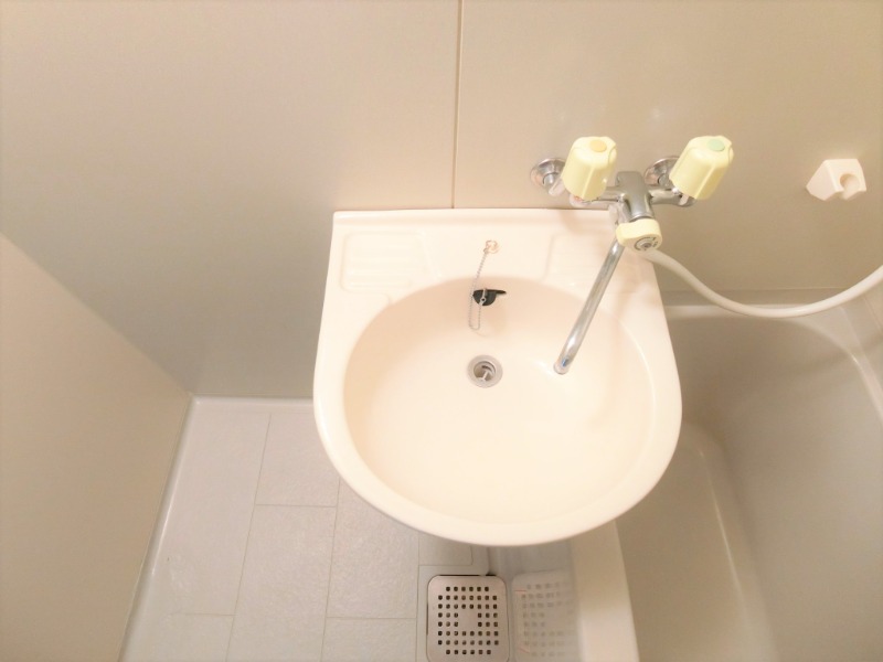 ��ʌ��������܎s�΋擌�Y�a�T���ڂ̃A�p�[�g�̐��ʏ�