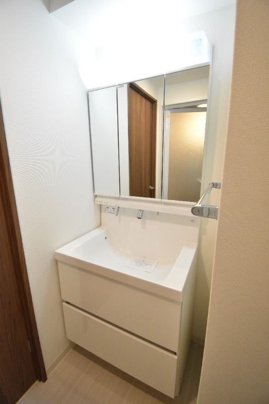 ��ʌ��������܎s�Y�a���ՂQ���ڂ̃}���V�����̐��ʏ�