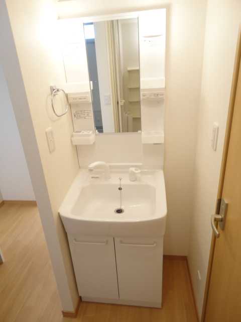 ��ʌ��������܎s��{�捂�@���P���ڂ̃A�p�[�g�̐��ʏ�