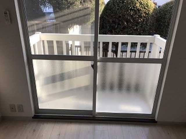 ��ʌ��������܎s������㗎���W���ڂ̃A�p�[�g�̃o���R�j�[