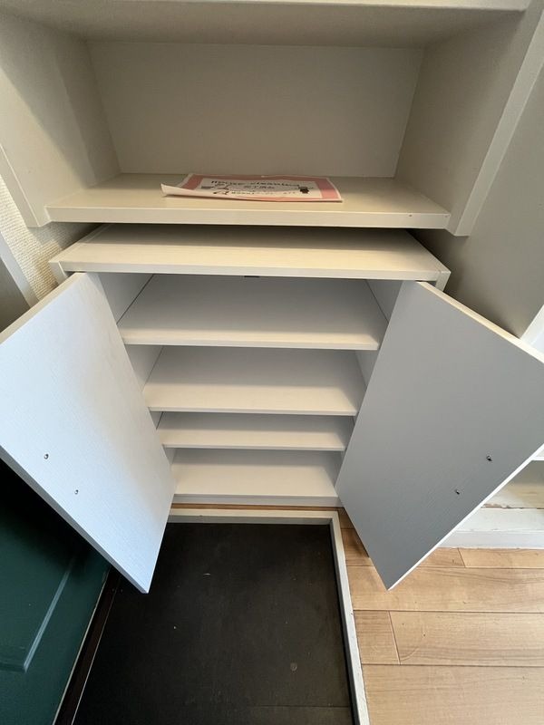 ��ʌ���z�s�厚���Ԃ̃A�p�[�g�̂��̑��ݔ�