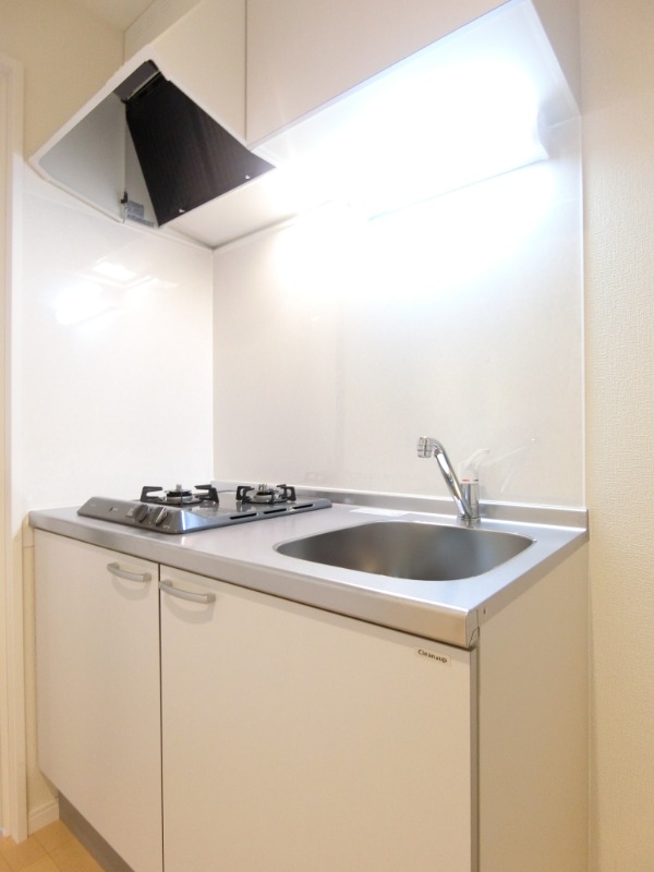 ��ʌ�����s�����R���ڂ̃A�p�[�g�̃L�b�`��