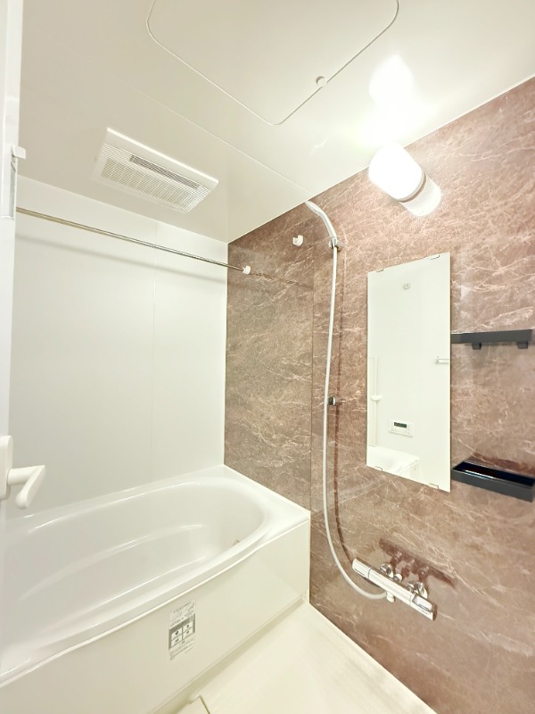 ��ʌ�����s����T���ڂ̃}���V�����̃o�X