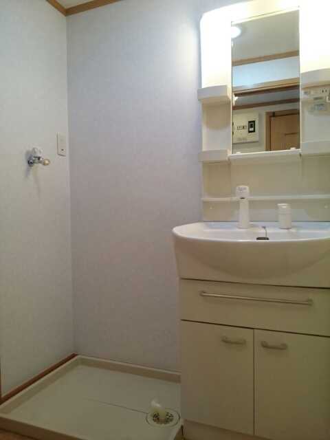 ��ʌ�����s�����S���ڂ̃A�p�[�g�̐��ʏ�